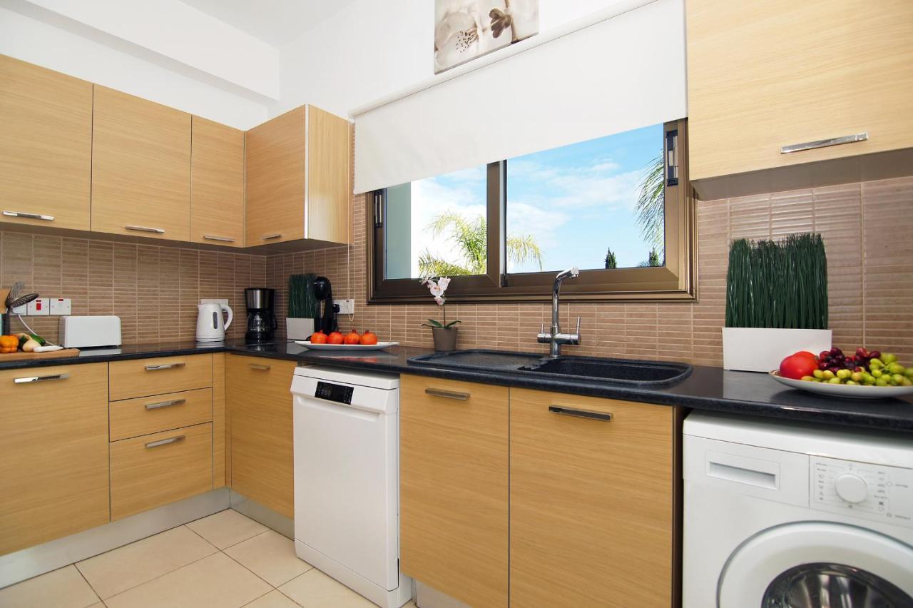 Villa Merry Ayia Napa Ngoại thất bức ảnh