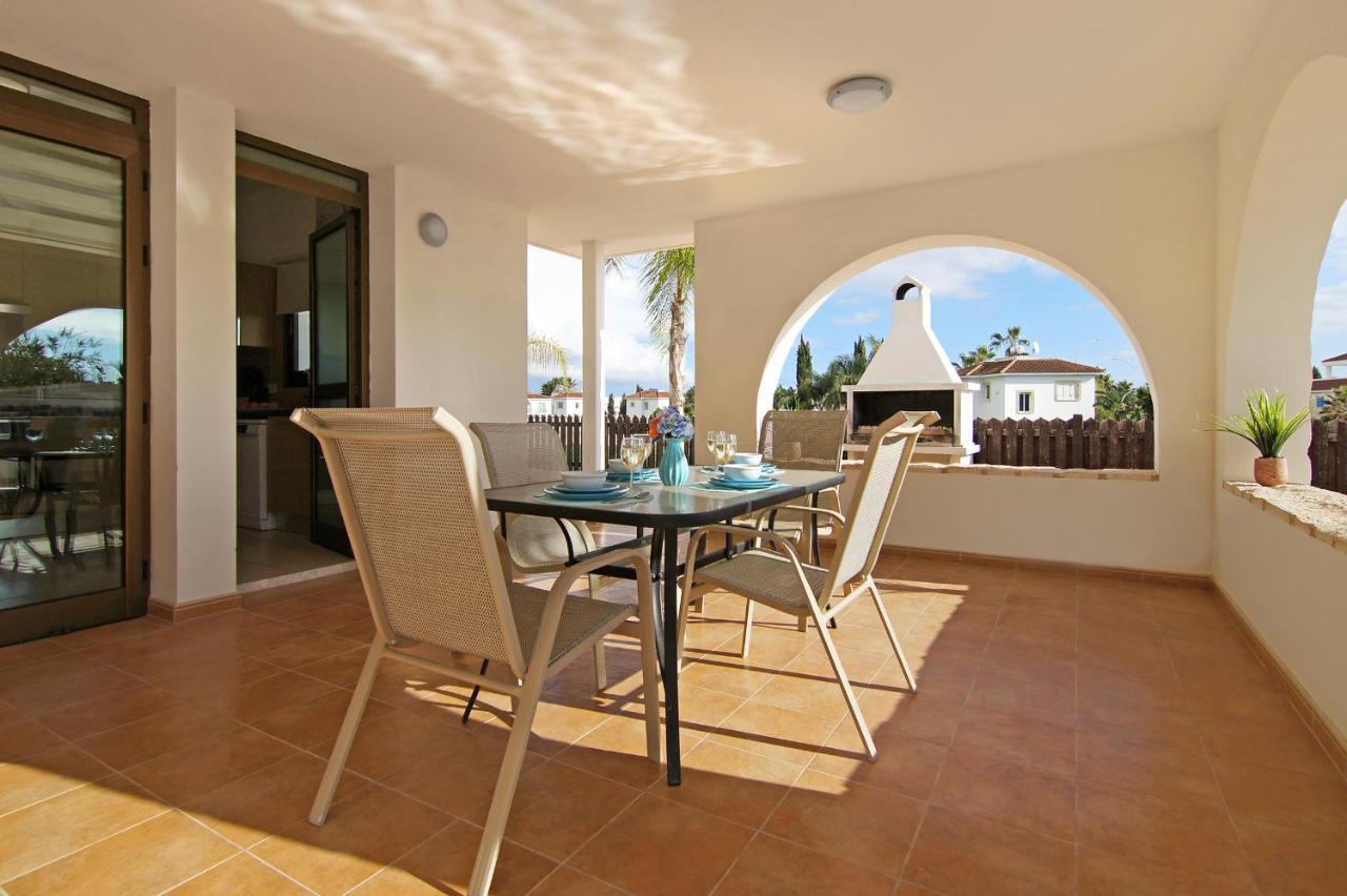 Villa Merry Ayia Napa Ngoại thất bức ảnh