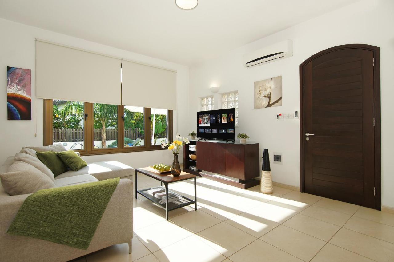 Villa Merry Ayia Napa Ngoại thất bức ảnh